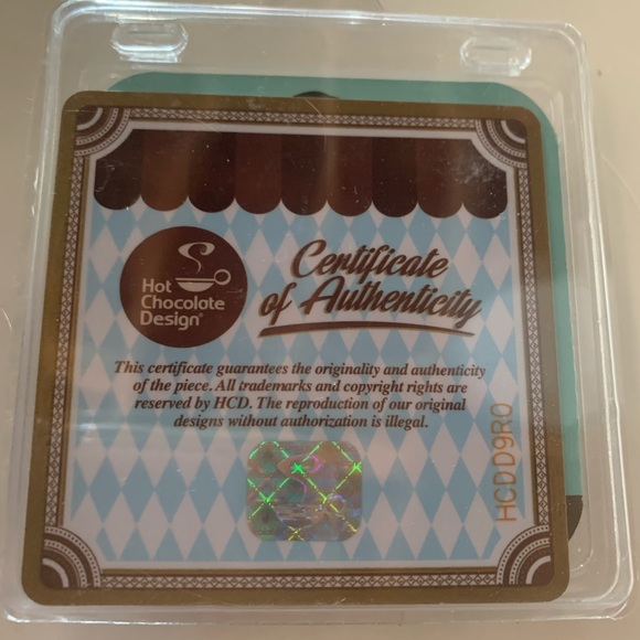 HCD Hot Chocolate Designs Valentines Mary Janes - Picture 8 of 11